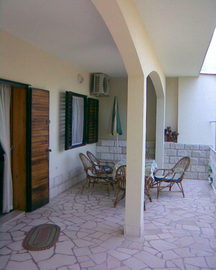 Seaside Apartments تروغير المظهر الخارجي الصورة