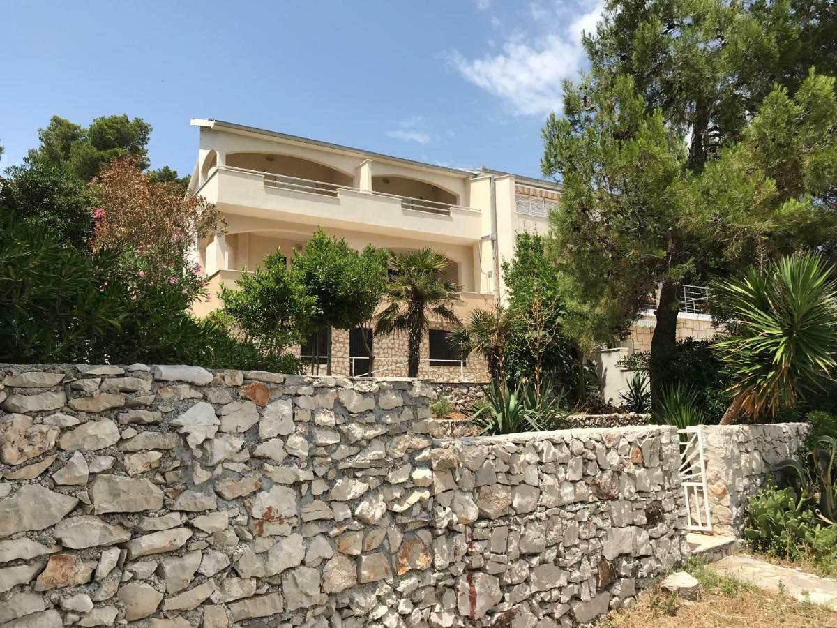 Seaside Apartments تروغير المظهر الخارجي الصورة