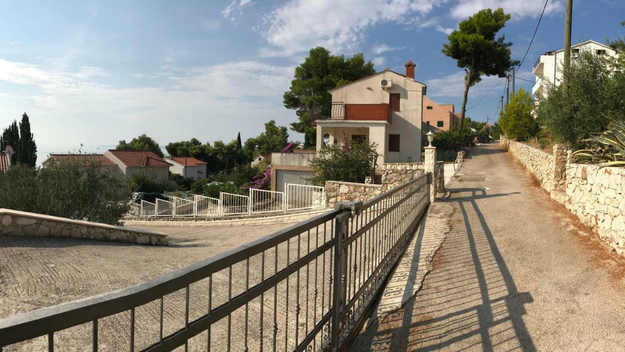 Seaside Apartments تروغير المظهر الخارجي الصورة